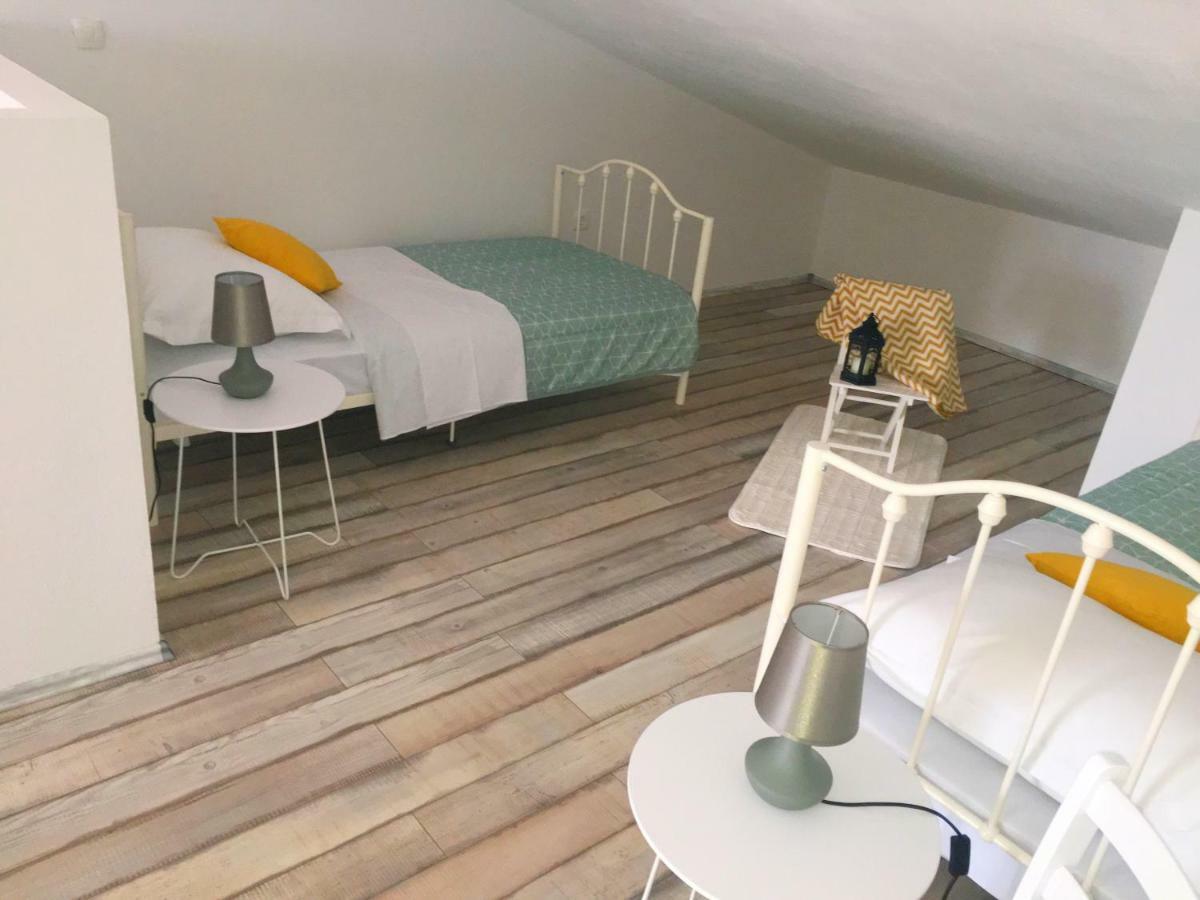 Apartment Valentina Klenovica Luaran gambar