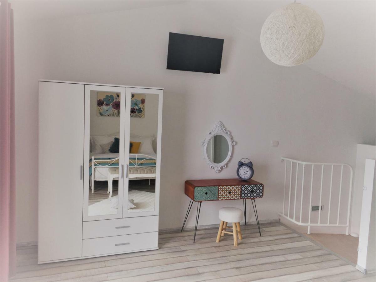 Apartment Valentina Klenovica Luaran gambar