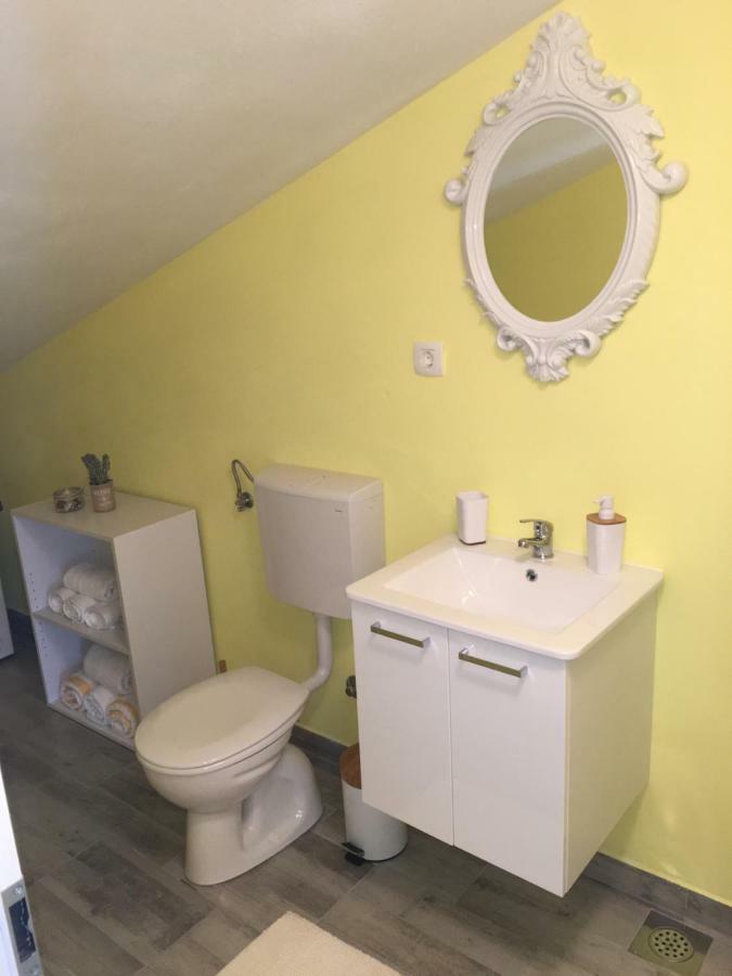 Apartment Valentina Klenovica Luaran gambar